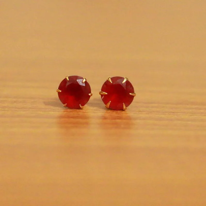 romantic earrings for women -Ruby Claw Prong Studs