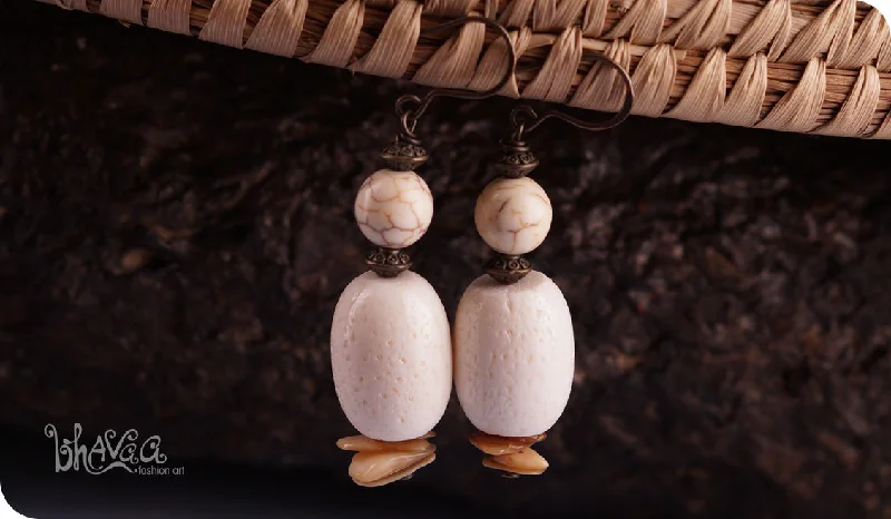 gold drop earrings for women -Subtle Lustre M1-0048