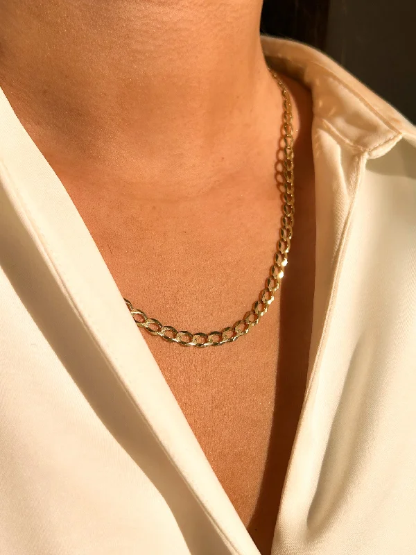 delicate diamond necklaces for women -Vintage 9ct Yellow Gold 22” Curb Link Necklace