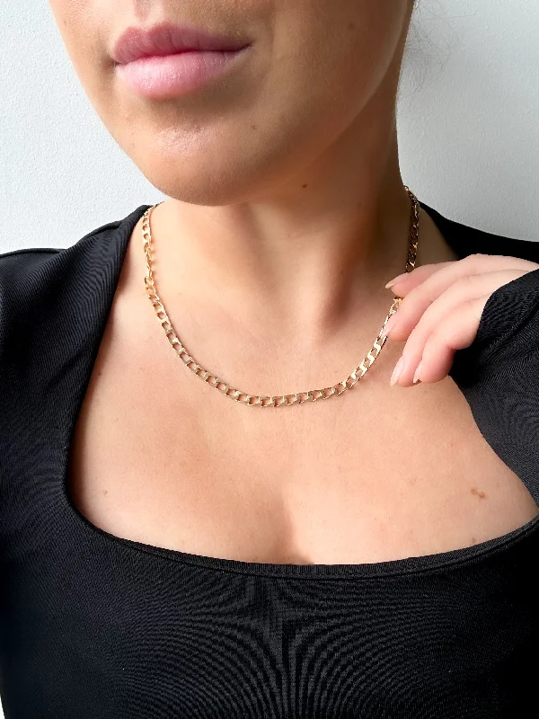 pearl chain necklaces for women -Vintage 9ct Yellow Gold Gents 18” Square Curb Link Necklace