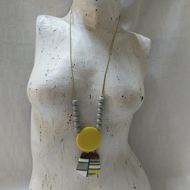 trendy necklaces for women -NECKLACE YELLOW GREY