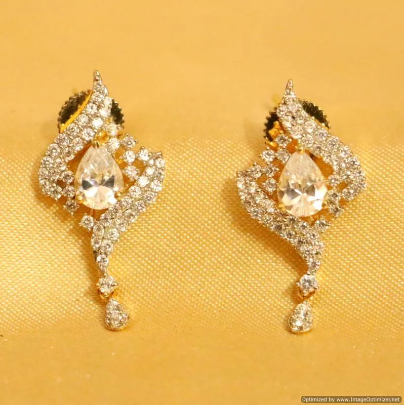 luxury earrings for women -Diamond Look Pear Shaped Pattern Studs