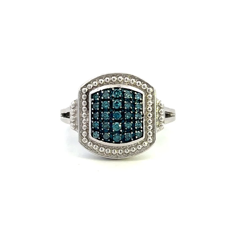 vintage rings for women -Estate Sterling Silver 0.33 Round Blue Diamond Cluster Ring